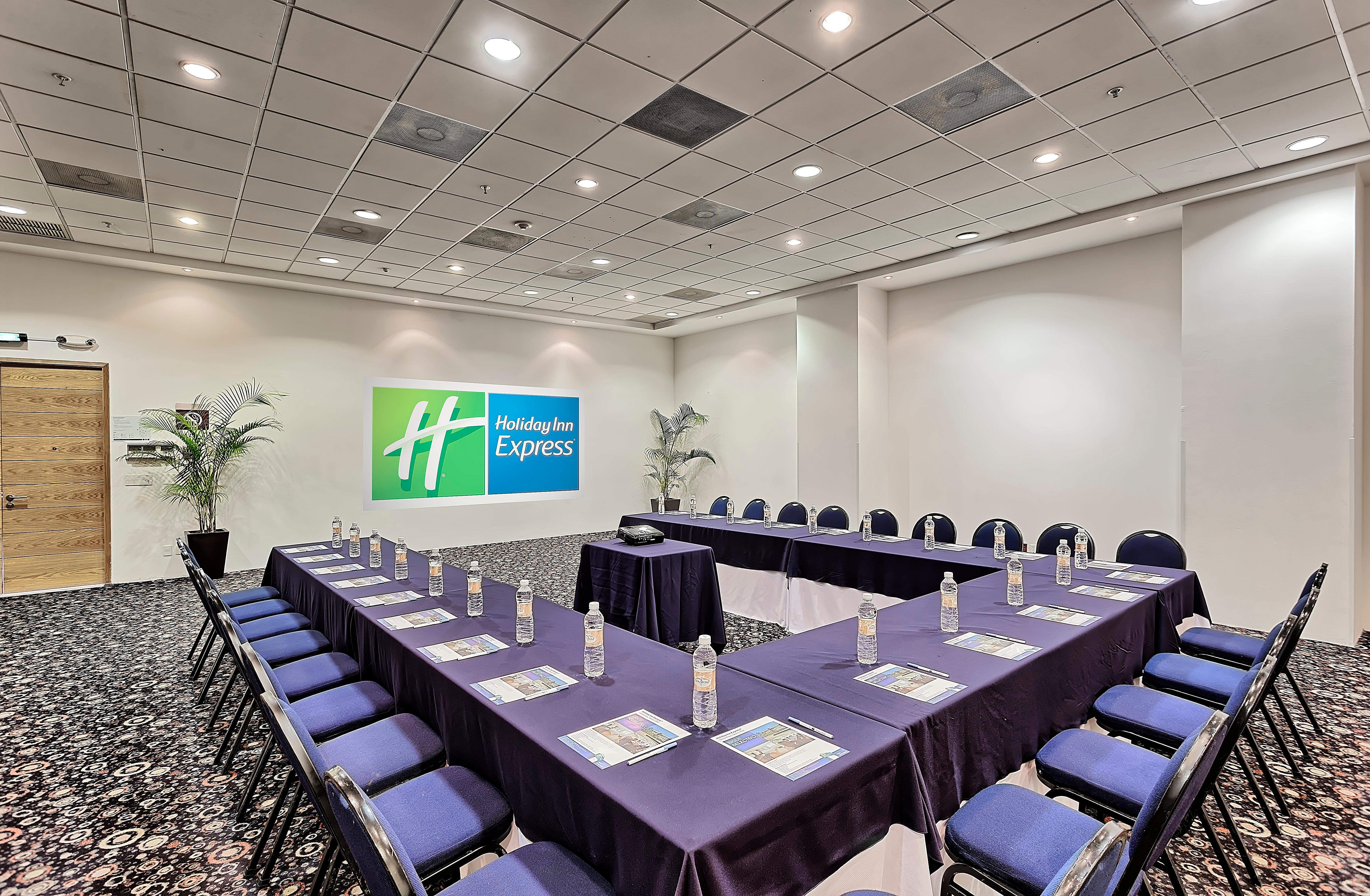 Holiday Inn Express Villahermosa By Ihg Exterior foto